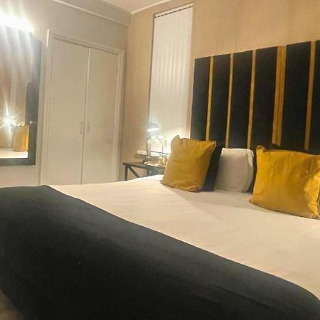 *Luxury 9Ine Lush Jacuzzi Apartment & Balcony* Birmingham Exterior photo
