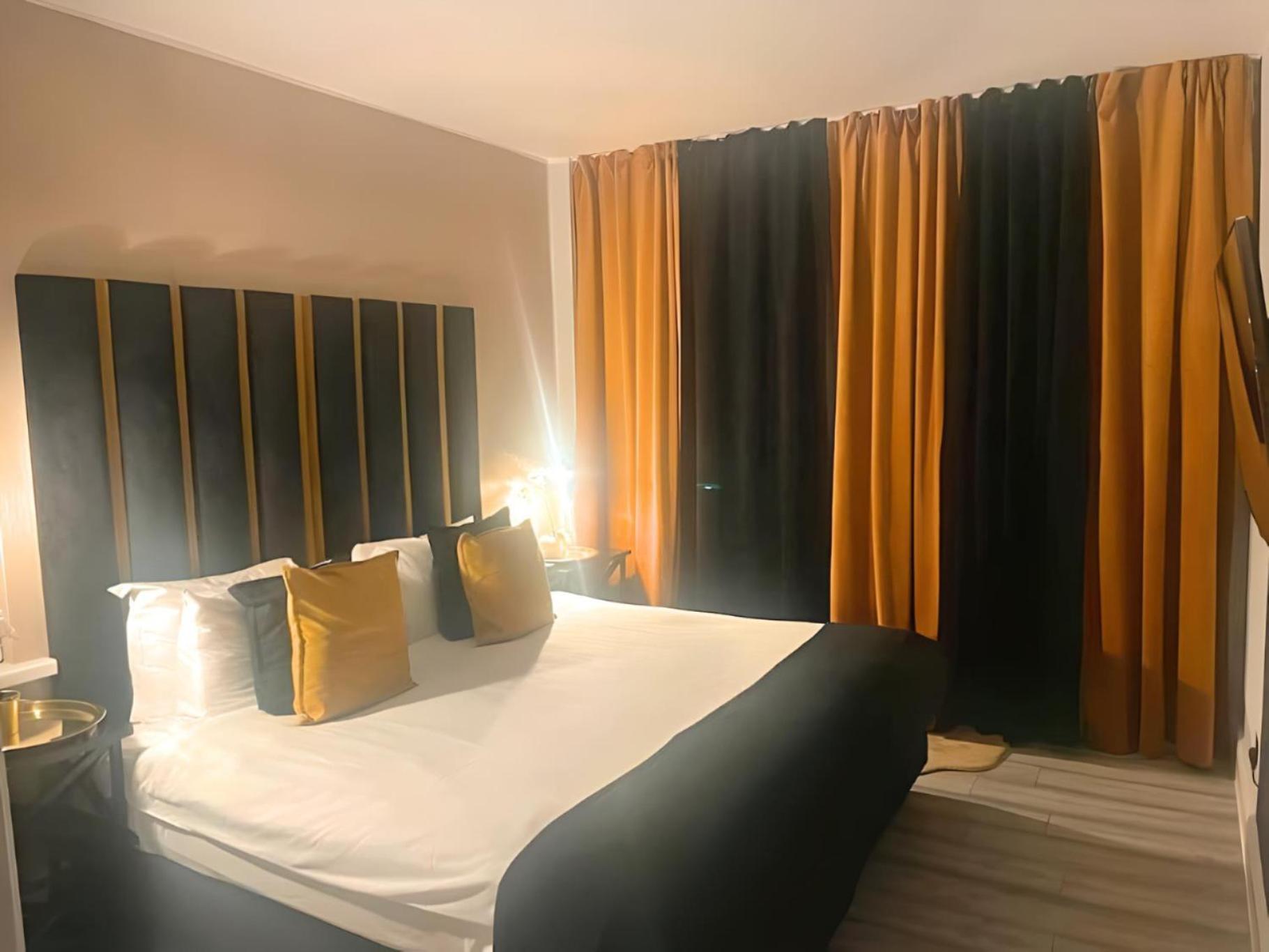 *Luxury 9Ine Lush Jacuzzi Apartment & Balcony* Birmingham Exterior photo