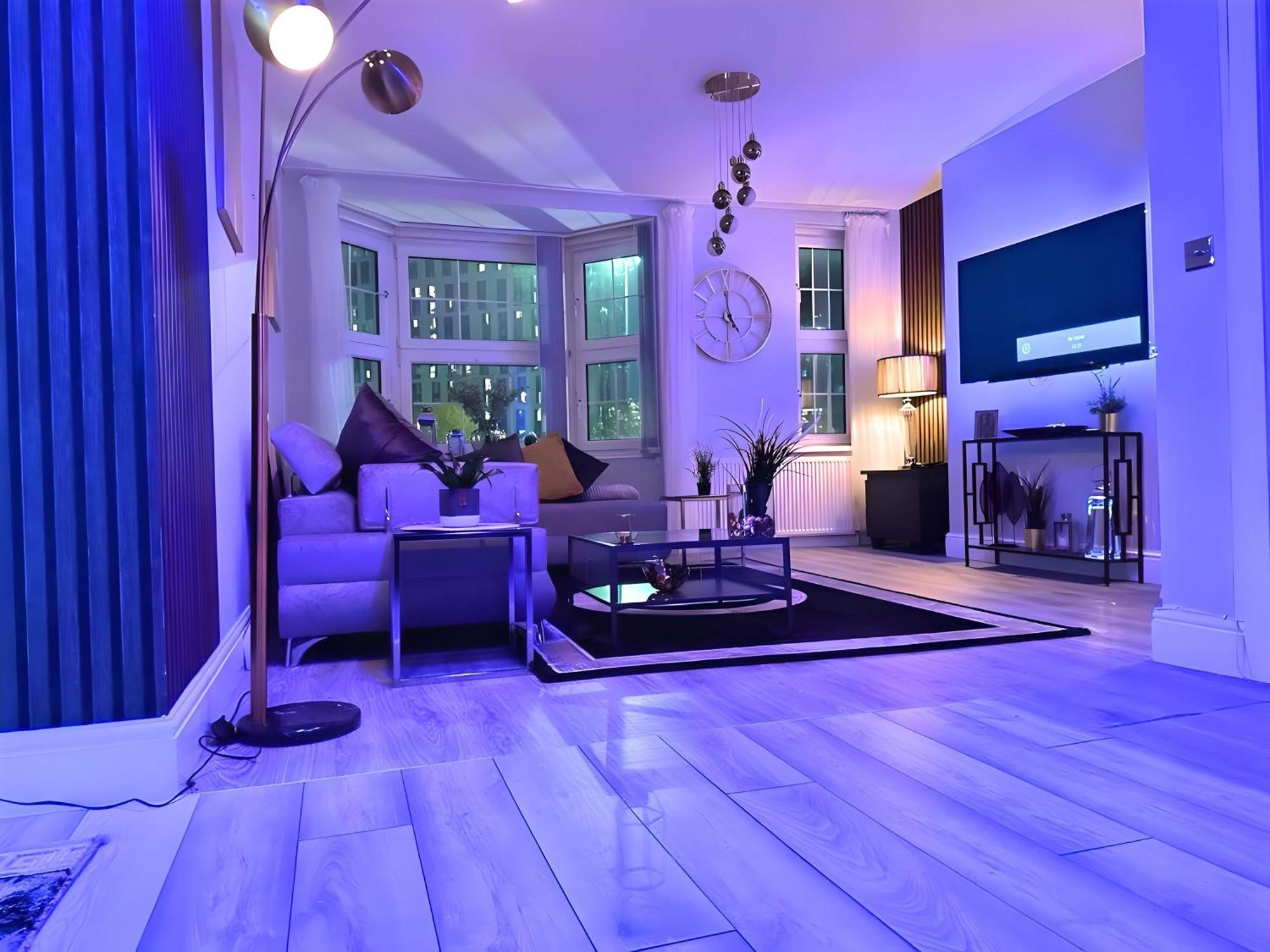 *Luxury 9Ine Lush Jacuzzi Apartment & Balcony* Birmingham Exterior photo