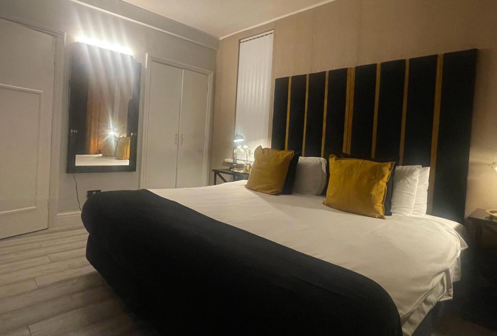*Luxury 9Ine Lush Jacuzzi Apartment & Balcony* Birmingham Exterior photo